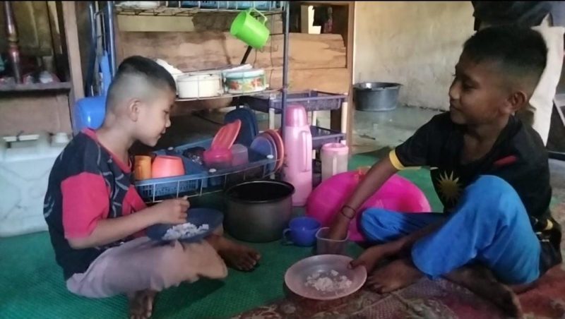 Haikal (11) tahun dan adiknya Ranzi  (9) tahun, bocah asal desa Air terjun kecamatan Siulak kabupaten kerinci Jambi
